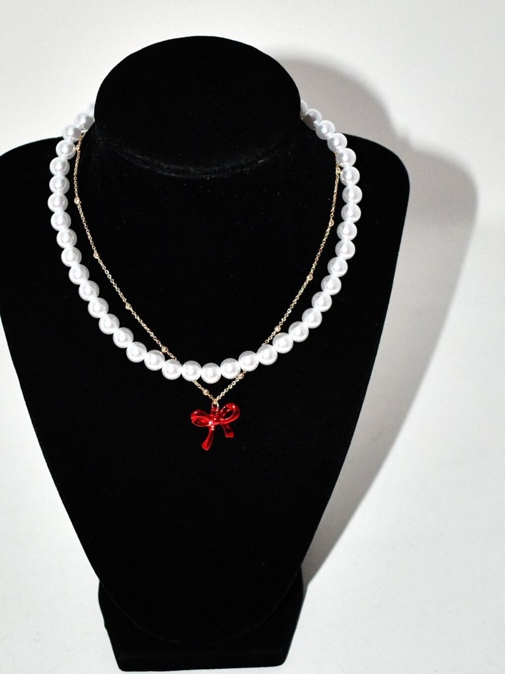 Betsey Johnson Love Spell Pearl & Bow Choker Necklace Set #560114GLD600 NWT